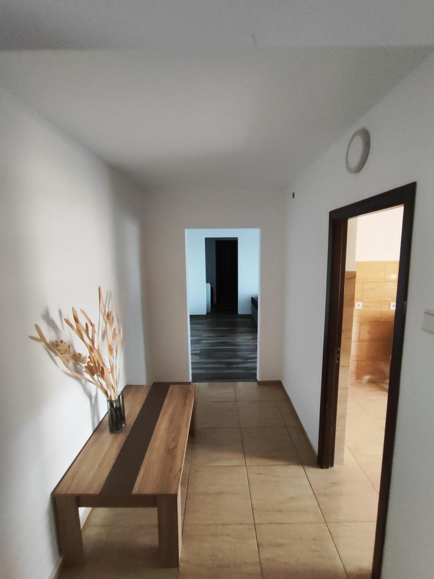 Apartament Luna 주릴로브카 외부 사진